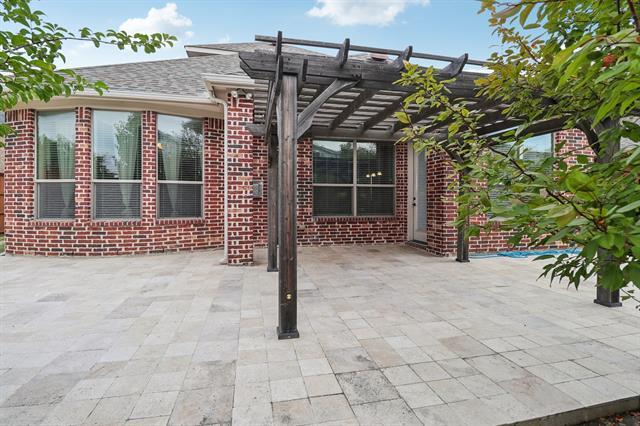 Building Photo - 8217 Almont Dr