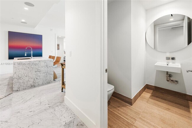 Building Photo - 5775 Collins Ave