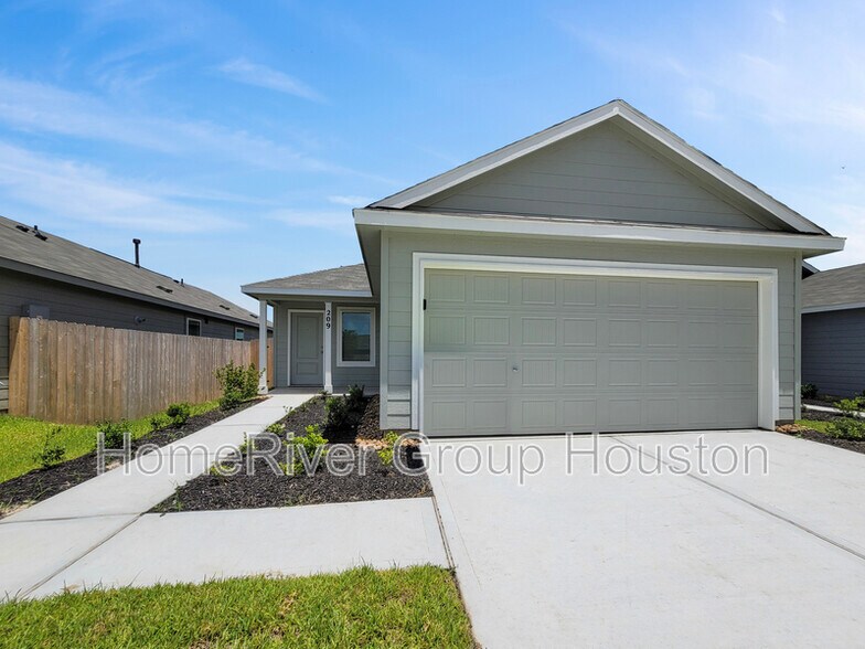 Primary Photo - 209 Brandi Dr