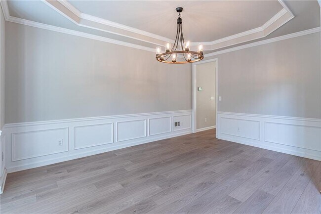 Building Photo - 5491 Oxford Chase Way
