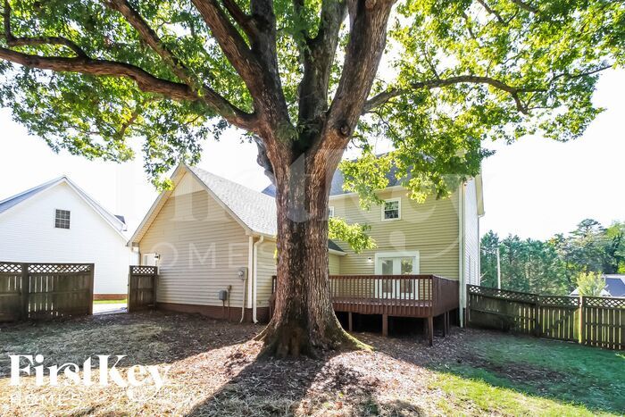 Building Photo - 5213 Pembrooke Forest Ct