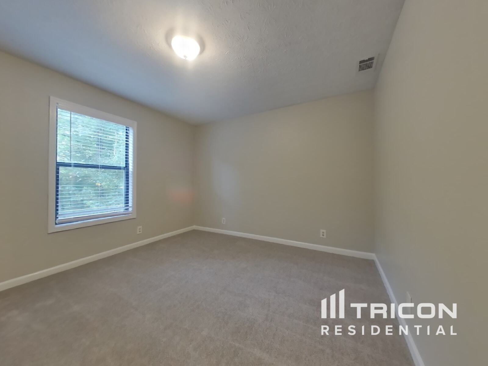 Building Photo - 3720 Pine Brook Dr