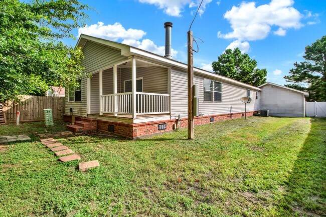 Building Photo - 20931 Sweet Blossom Ln