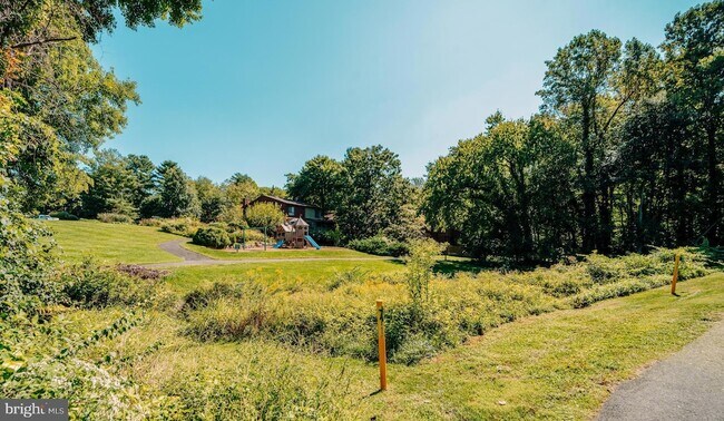 Building Photo - 11965 Greywing Ct