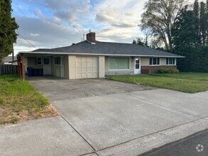 Building Photo - 3 Bed/2Bath + bonus room