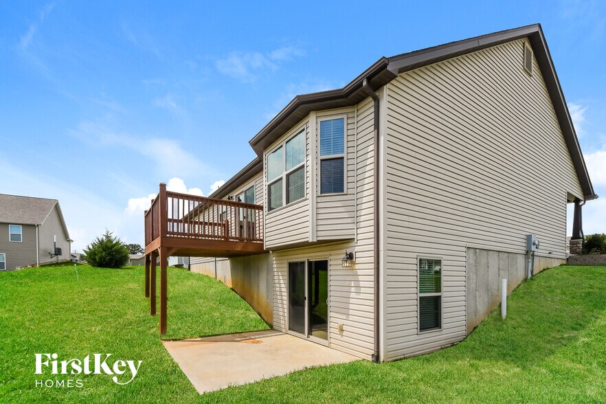 Building Photo - 103 Hampton Dr