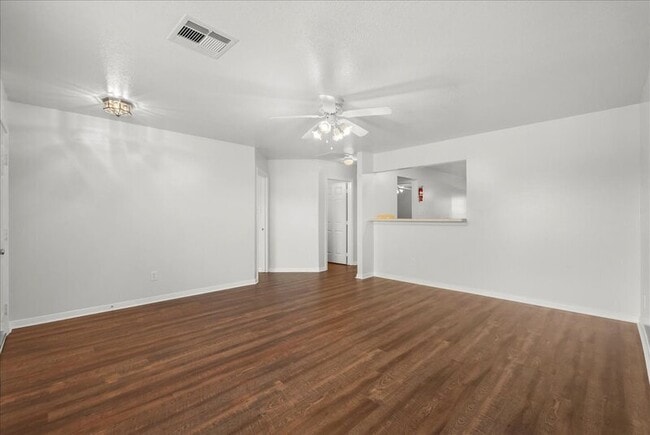 Building Photo - 5136 Caicos Calle