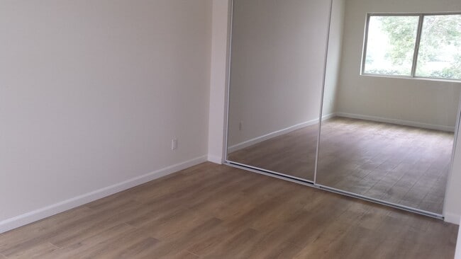 Building Photo - 11435 Tiara St