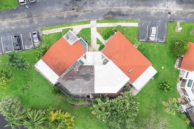 Building Photo - 385 NW 36th Ave