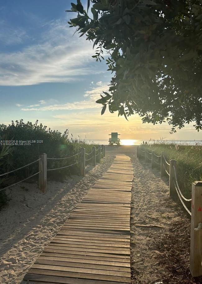 Building Photo - 345 Ocean Dr