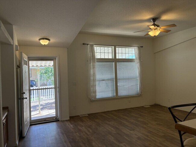 Building Photo - 3825 W 20 N