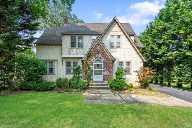 Primary Photo - 19 Elliot Rd
