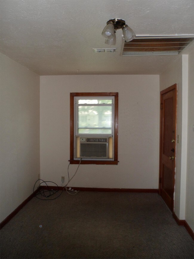Building Photo - 1016 N Juliette Ave