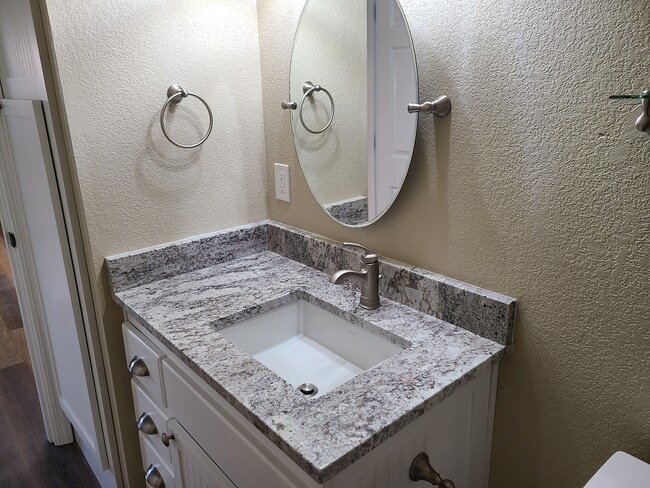 Building Photo - 1100 Excalibur Dr
