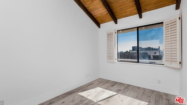 Building Photo - 1505 Purdue Ave