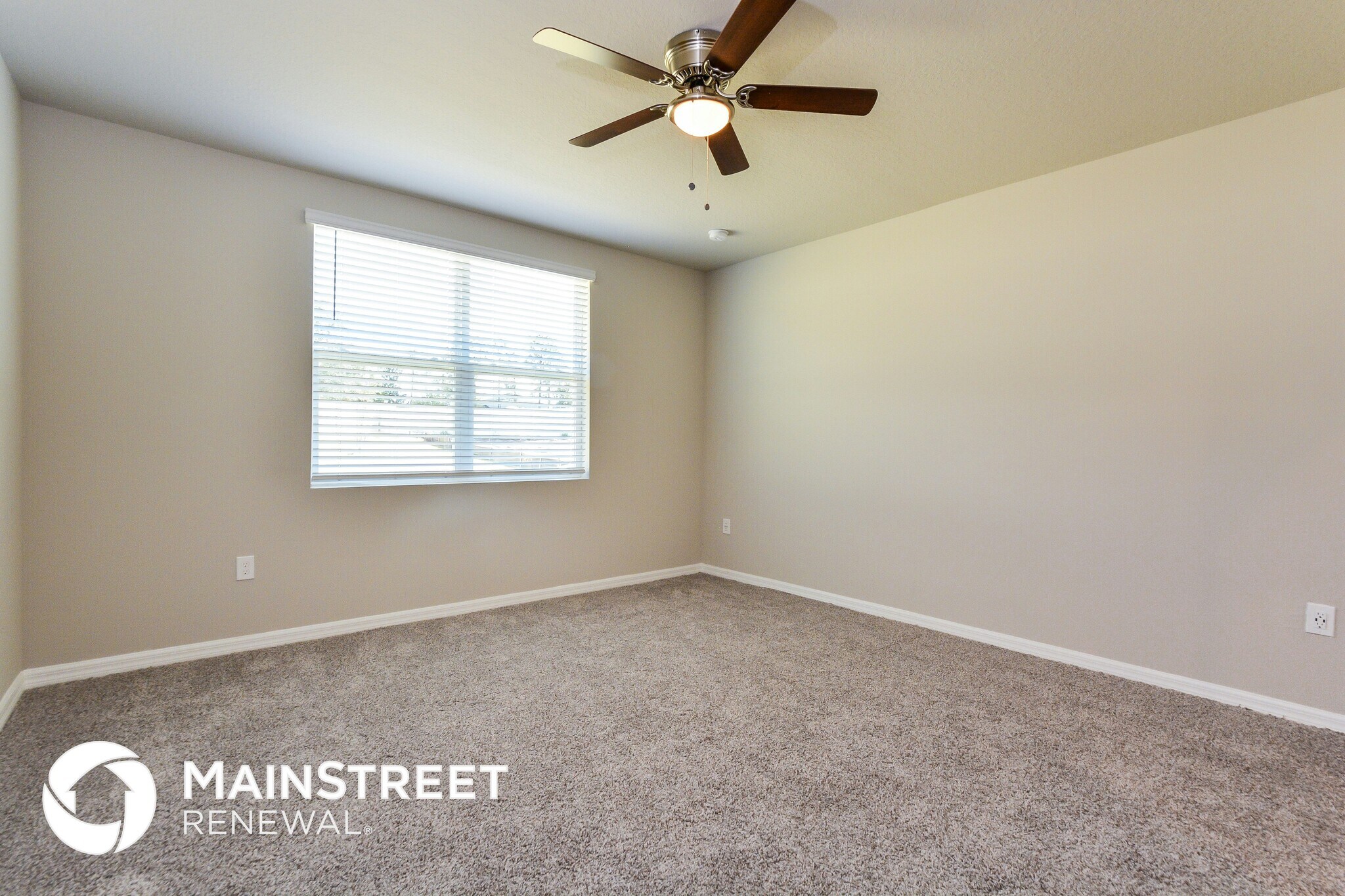 Building Photo - 1070 Oak Vly Dr
