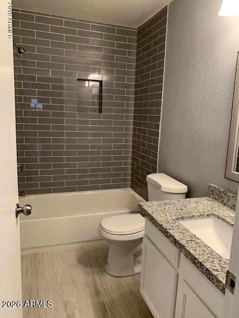 Building Photo - 6611 W Desert Hollow Dr