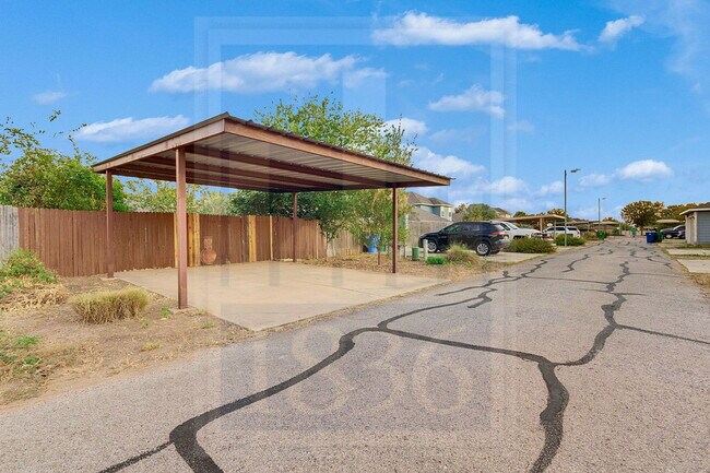 Building Photo - 4622 Credo Lane