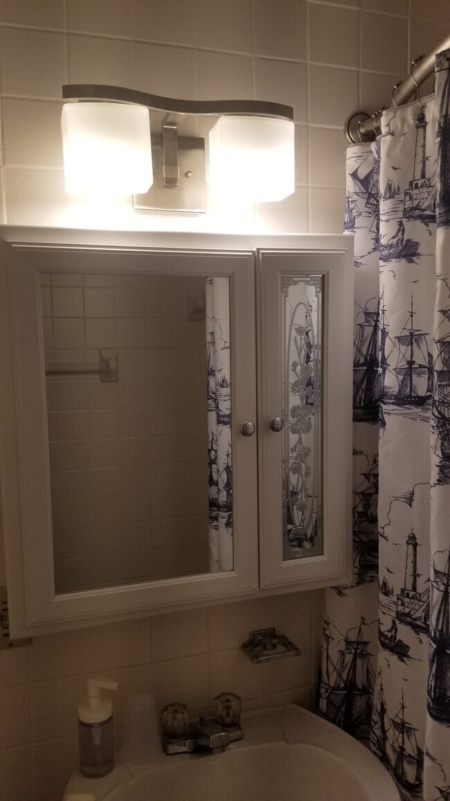 Building Photo - 7300 Ocean Terrace