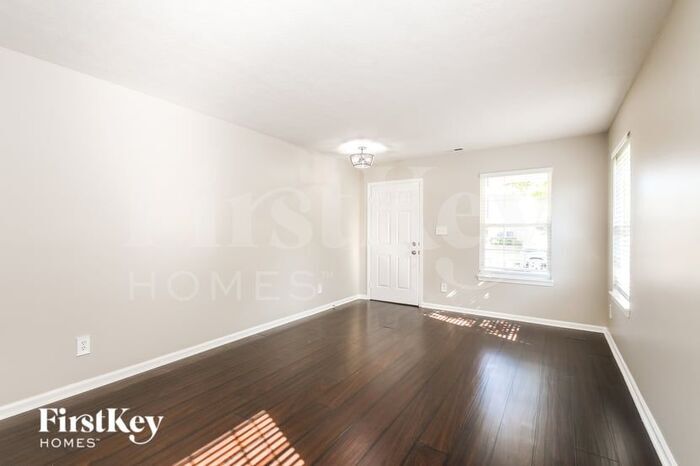 Building Photo - 6108 Green Glade Dr