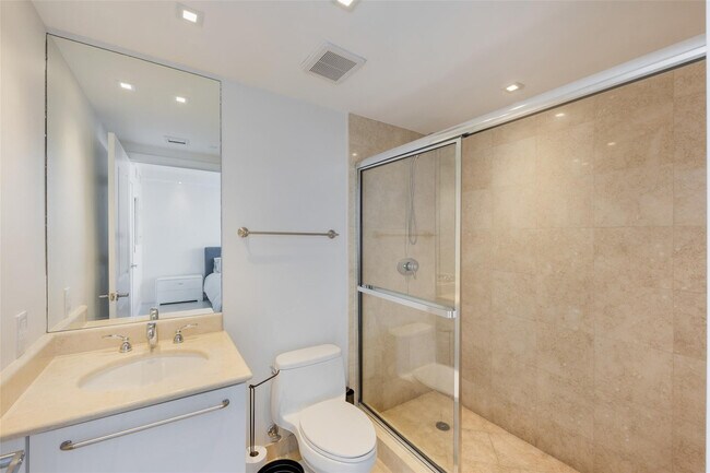 Building Photo - 3101 S Ocean Dr
