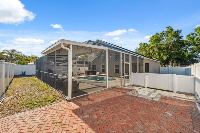 Building Photo - 3316 Pine Top Dr