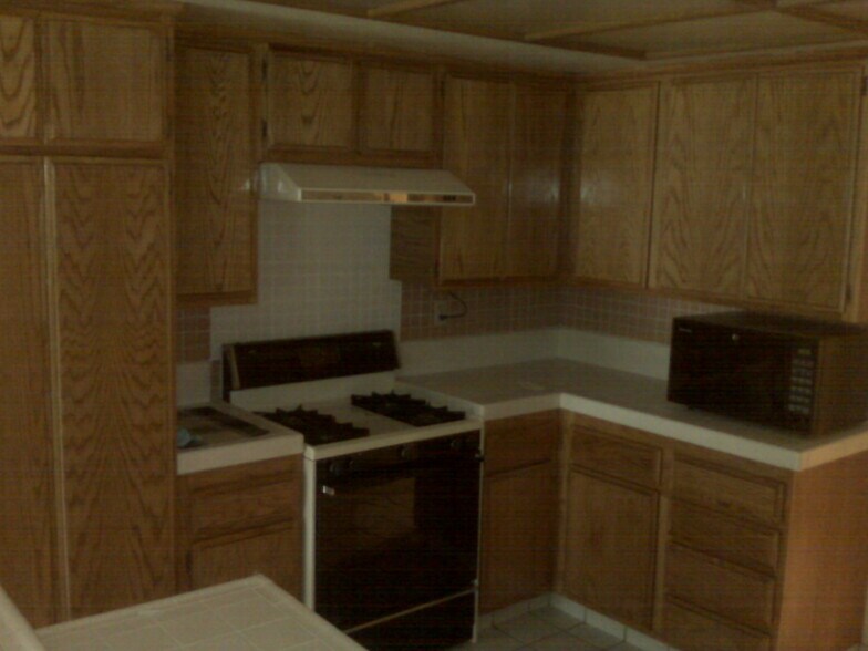 Building Photo - 16807 Camden Ln
