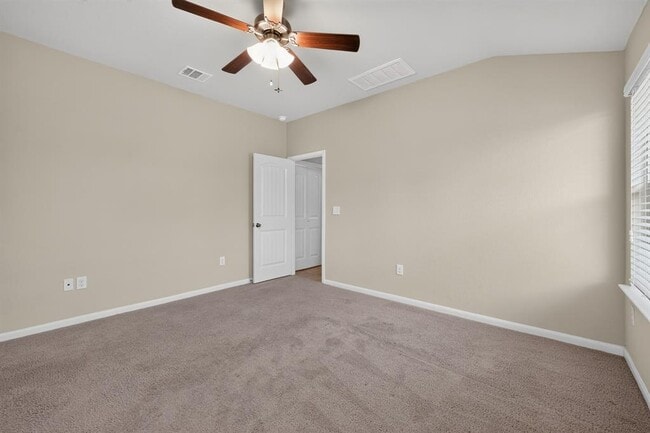 Building Photo - 1919 Mexia Dr