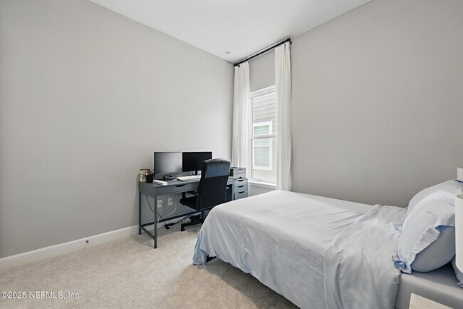 Building Photo - 11245 Strategy Ct