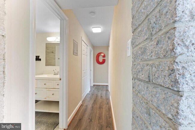 Building Photo - 4410 Briarwood Ct N