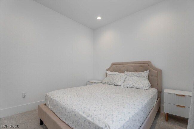Building Photo - 2503 Indigo Mountain St