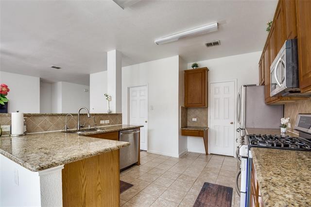 Building Photo - 9720 Kingsmill Dr