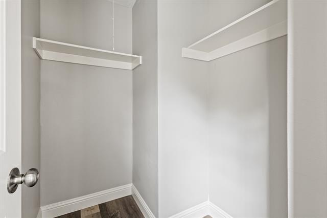 Building Photo - 3939 Branch Hollow Dr