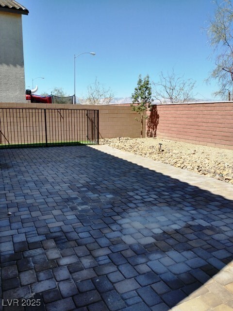Building Photo - 8194 Golden Cholla Ave