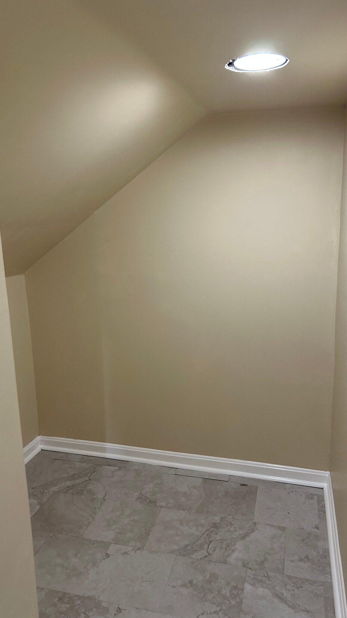 Walk-in Pantry - 4308 Ridge Rd