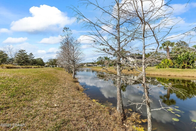 Building Photo - 16 Forest View Way