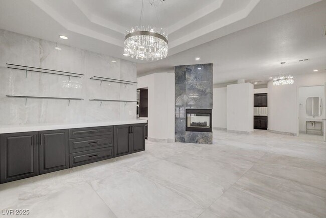 Building Photo - 2132 Lookout Point Cir