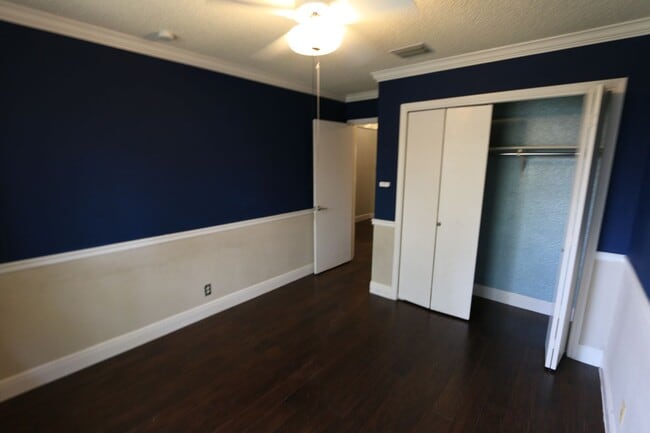 Building Photo - 25114 Summit Creek