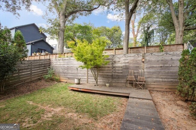 Building Photo - 608 McGruder St NE