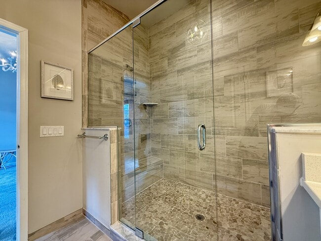 Building Photo - 2731 S Spurway Dr