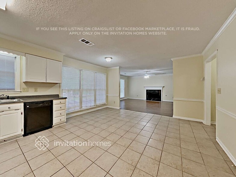 Building Photo - 2412 Westport Cir