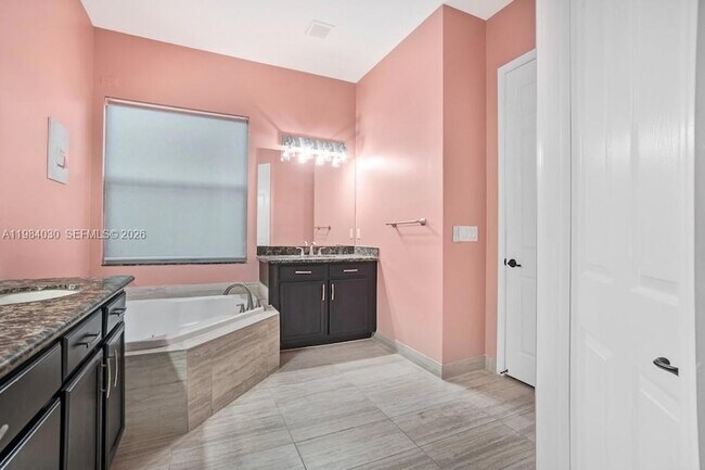 Building Photo - 10509 Cape Delabra Ct