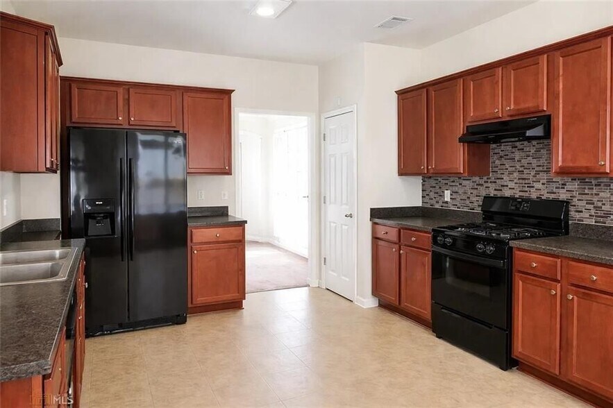 Building Photo - 3426 Big Leaf Ct