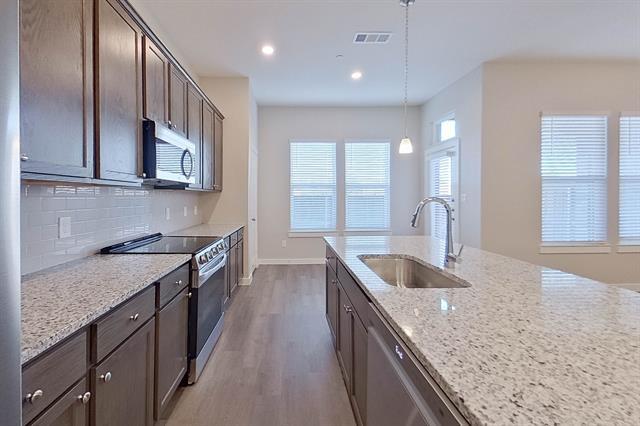 Building Photo - 5412 Sandstone Dr