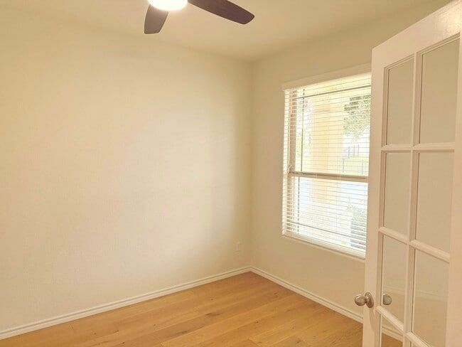 Building Photo - 7433 Sunset Heights Cir