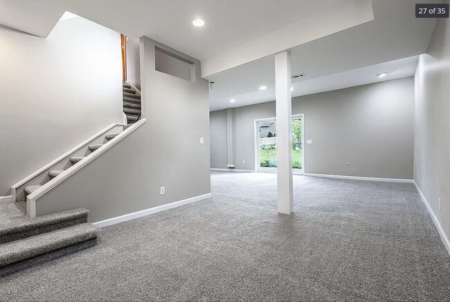 Building Photo - Gretna Gem: 4 Bedroom Home with Room to Grow