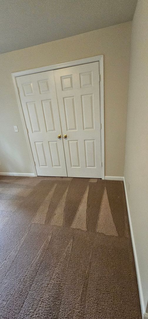 Building Photo - ****** HALF OFF FIRST FULL MONTH OF RENT!! ******