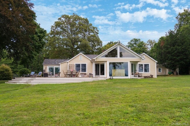 Building Photo - 140 Old Winkle Point Rd