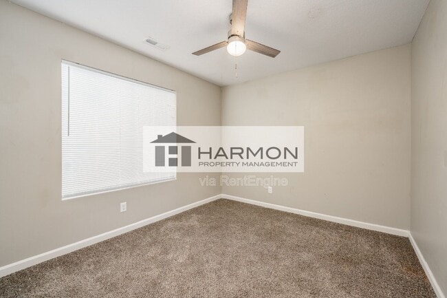 Building Photo - 416 N Georgie Ave