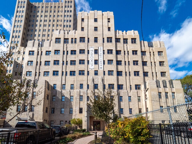 Building Photo - The Roxy
